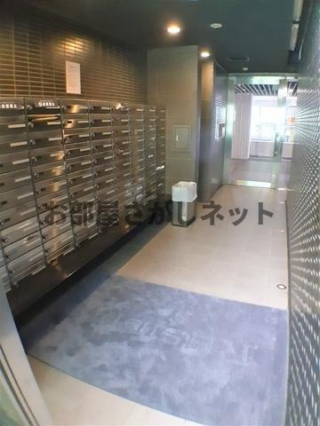 レジディア市谷薬王寺【おとり物件なし】#学生・社会人にオススメ！初期費用分割払いOK！のエントランス