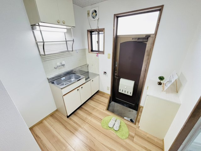 太宰府市石坂２丁目の賃貸マンションの玄関|同建築会社施工物件