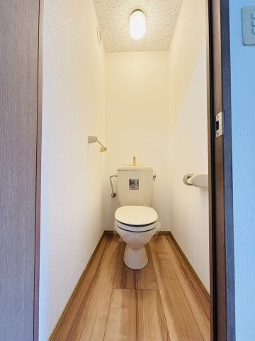 太宰府市石坂２丁目の賃貸マンションのトイレ|同建築会社施工物件