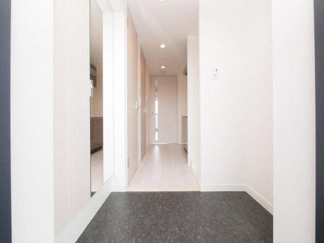 メルディア大正DCの玄関