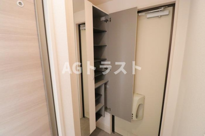 【玄関】 | グランシャリオ