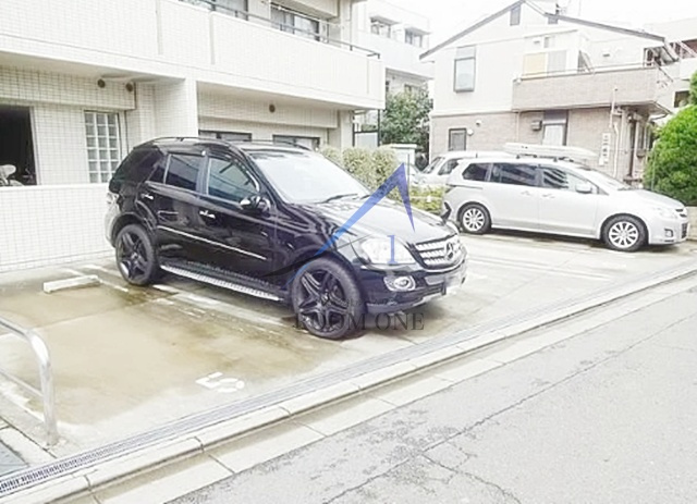 ブランネージュ多摩川の駐車場|駐車場です。