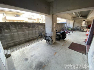 apartment 氷野