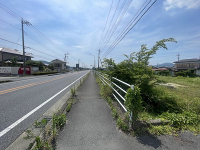 【前面道路含む現地写真】 | 桜川市友部146坪売地