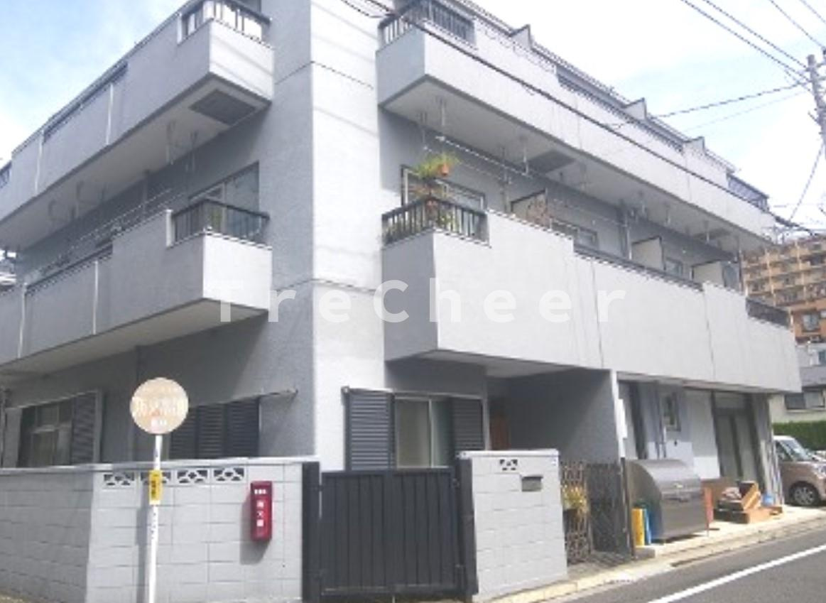 スカイハイツ大沢の外観