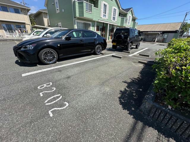 エスポワールⅠの駐車場