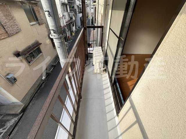 岡本マンションのバルコニー