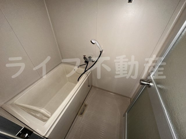 岡本マンションの浴室