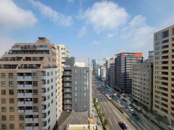 【展望】 | 【物件からの眺望】9階からの眺望です！都市の景観と一体となったくつろぎある眺望です◎