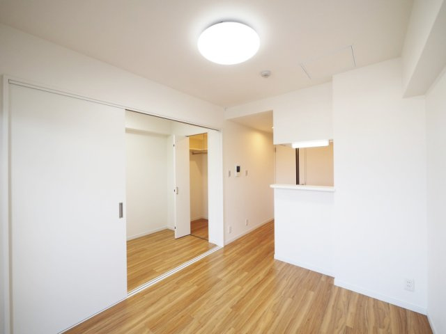 大阪市城東区野江４丁目の賃貸マンションの居間・リビング