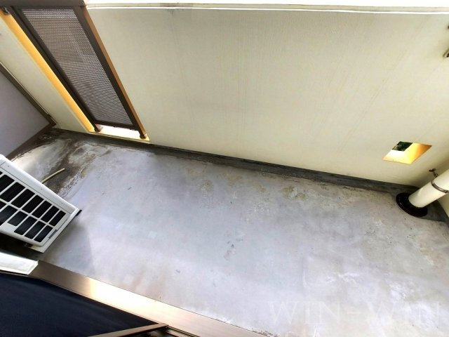 デルフィ・カーサのバルコニー