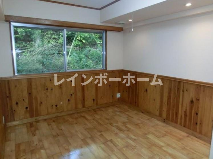 ビートルズスクエア