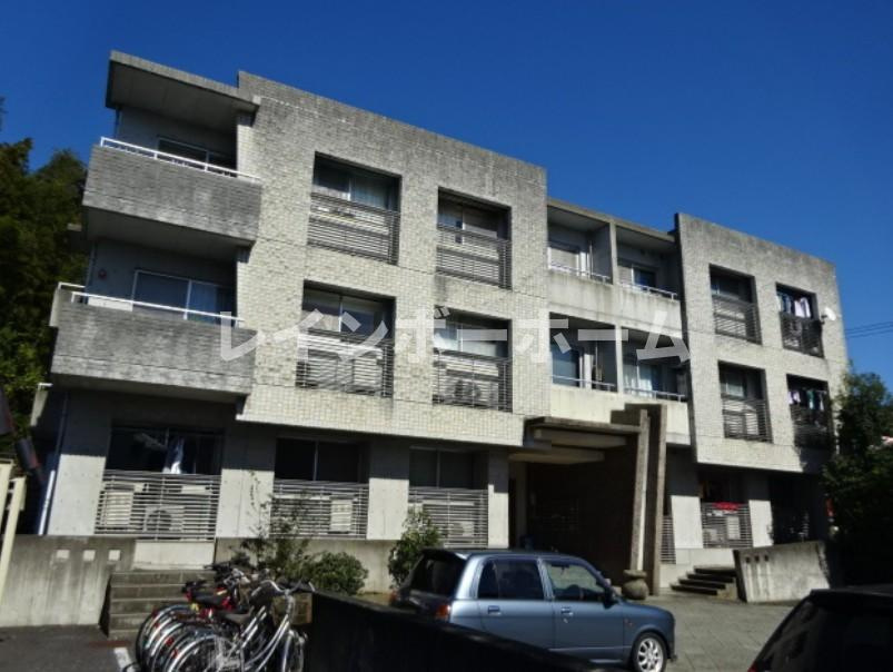 ビートルズスクエアの外観