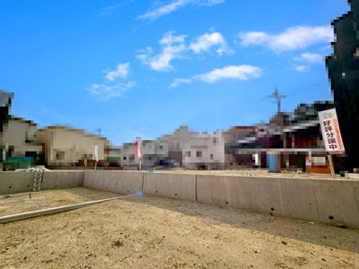 【外観】 | マイタウン佐井寺プレミアム◇◆全8区画◇◆自由設計◇◆ | 【現地写真】
全区画駐車２台可能！
省エネ基準適合住宅！
耐震等級3級！
宅配ボックス標準装備！