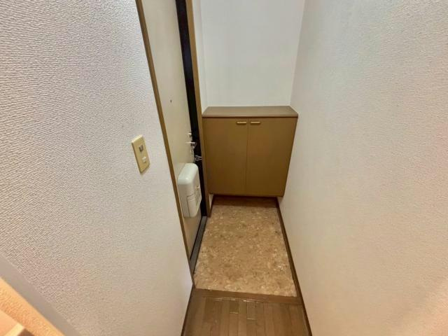 メイプルハイツの玄関