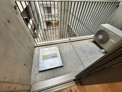 【バルコニー】 | アドバンス心斎橋NEXTURE | アドバンス心斎橋NEXTURE（アドバンス心斎橋ネクスチャー）　バルコニー