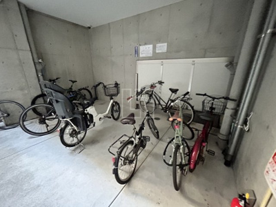 【その他共用部分】 | アドバンス心斎橋NEXTURE | アドバンス心斎橋NEXTURE（アドバンス心斎橋ネクスチャー）　駐輪場