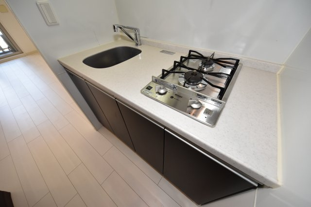 グラン心斎橋イーストのキッチン