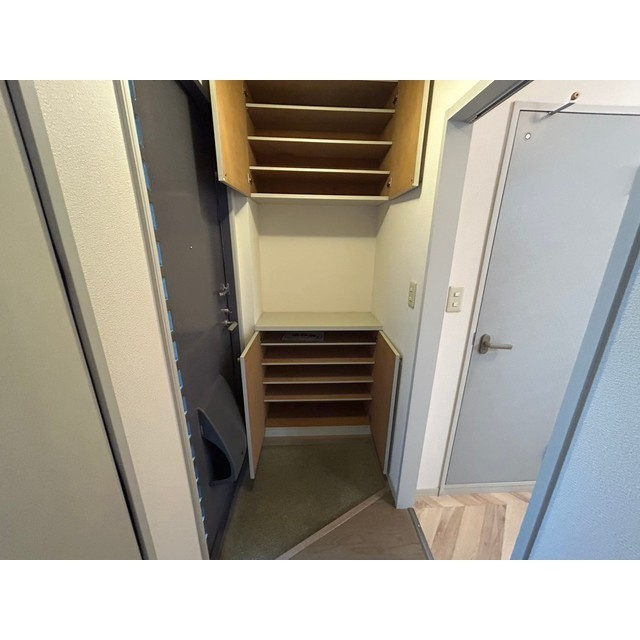 メゾン・フルールの玄関