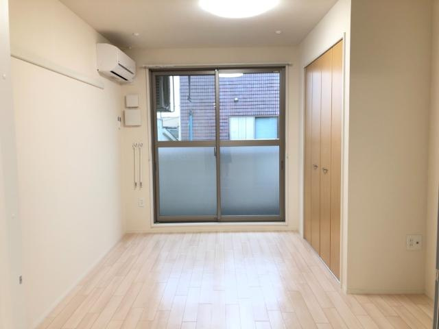 イノセンスの寝室