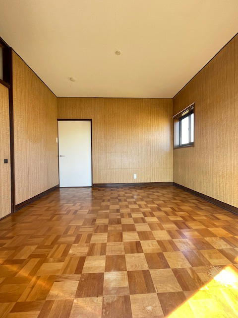 南町2　借地権付き戸建ての洋室|ゆったりした洋室です