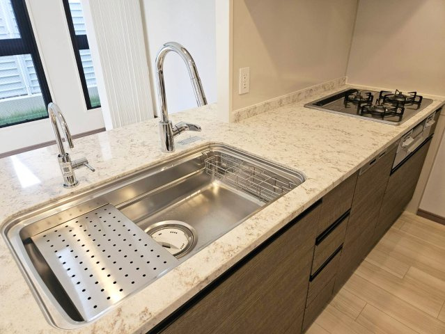 ワコーレ芦屋レフィーナのキッチン|きれいなキッチンです