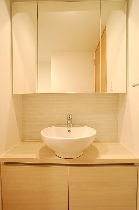 グランドコンシェルジュ錦糸町アジールコートの独立洗面台