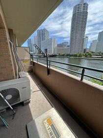 【バルコニー】 | ルネ・ベイグランデ