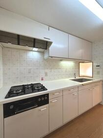 【キッチン】 | ルネ・ベイグランデ