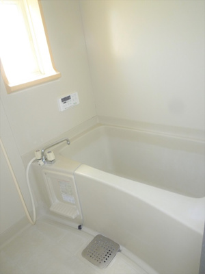 【浴室】 | ヴィラさつき台 | お風呂で日々の疲れを落としましょう