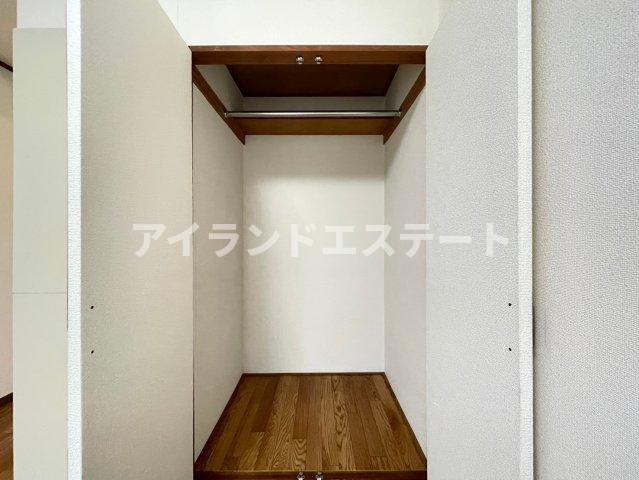 ハイツニュータカバ　ネット無料　角部屋　学生おすすめの収納