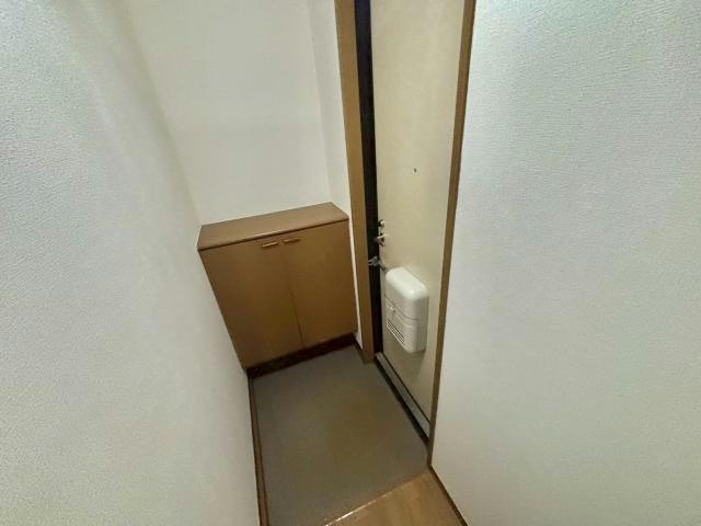 コスモスコートの玄関