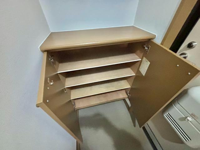 コスモスコートの玄関