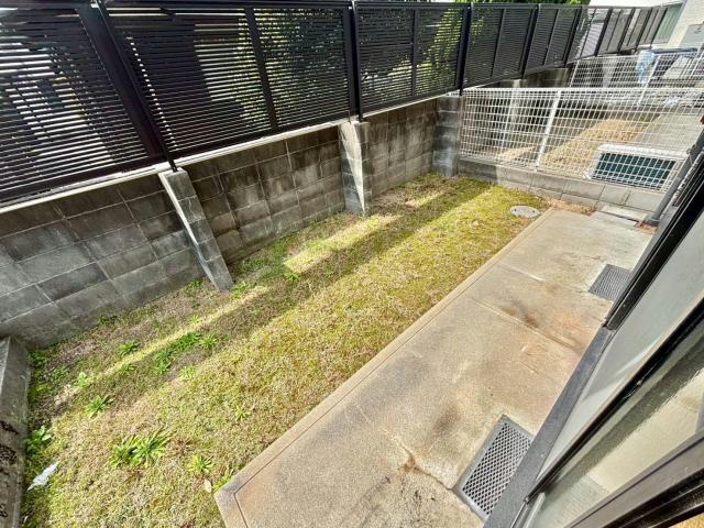 コスモスコートの庭