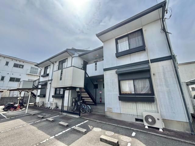 コスモスコートの外観