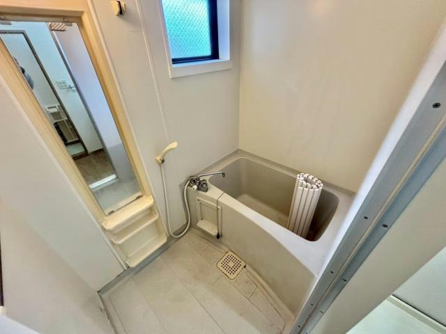 コスモスコートの浴室