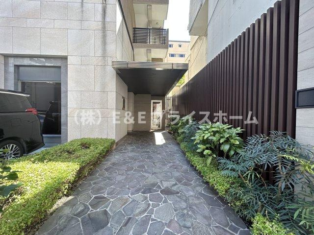 【エントランス】 | 仲介手数料０円！HPに初期費用掲載！「プライスホーム」で検索！エンクレスト博多駅前ART