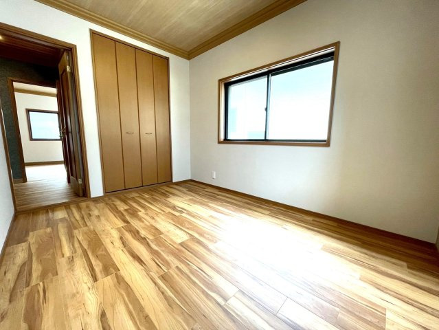 ３沿線徒歩圏内●リフォーム完了で即入居ＯＫ●並列駐車２台可能●伏見区桃山町遠山　の洋室|洋室