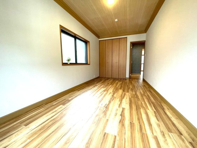 ３沿線徒歩圏内●リフォーム完了で即入居ＯＫ●並列駐車２台可能●伏見区桃山町遠山　の洋室|洋室