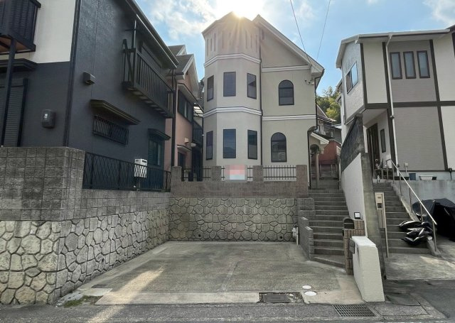 ３沿線徒歩圏内●リフォーム完了で即入居ＯＫ●並列駐車２台可能●伏見区桃山町遠山　