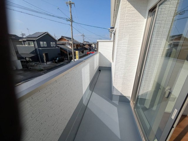 栗東市小柿2丁目新築戸建２号地のバルコニー