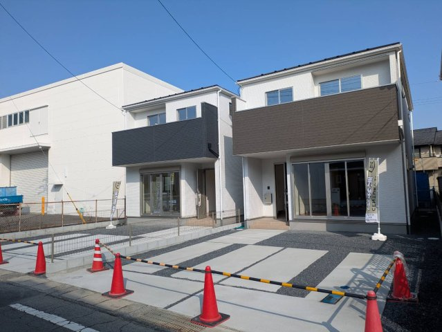 栗東市小柿2丁目新築戸建２号地の前面道路含む現地写真