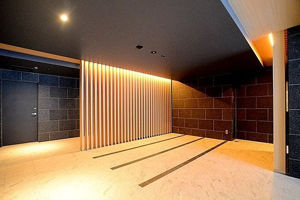 ステージグランデ向島のロビー