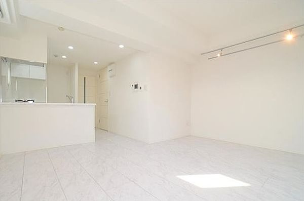 ステージグランデ向島の居間・リビング