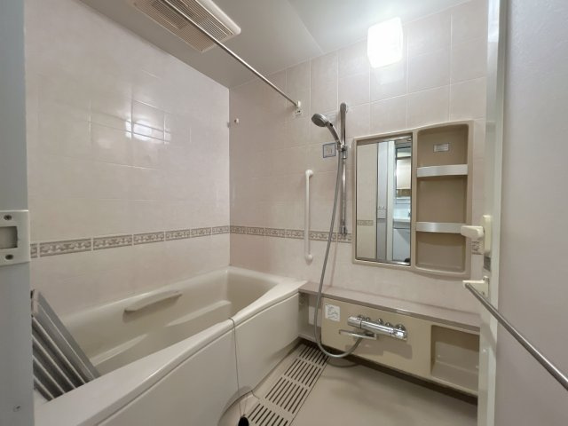 ハミーユ籠原南口の浴室