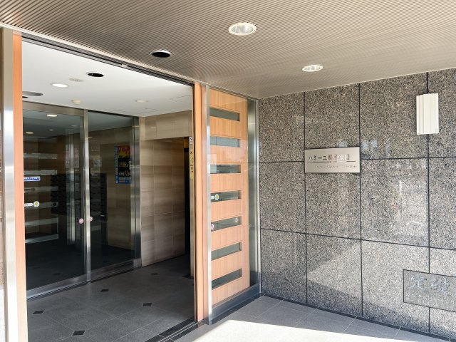 ハミーユ籠原南口のエントランス