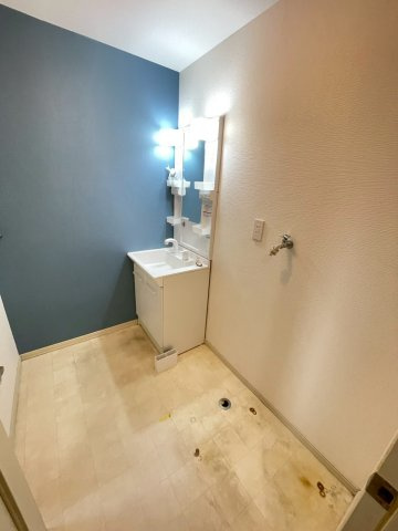 久留米市国分町のアパートの洗面所