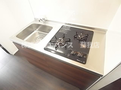 【キッチン】 | レジデンス市原 | コンパクトなキッチンで掃除もラクラク