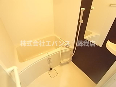 【浴室】 | レジデンス市原 | 落ち着いた空間のお風呂です