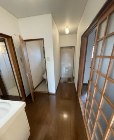 サンハイツ古城の玄関